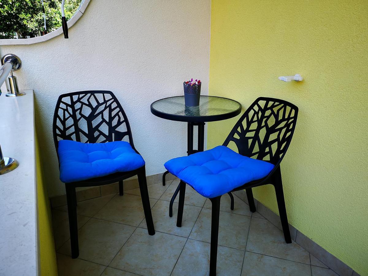 Deluxe Apartment F & M Tučepi Eksteriør bilde