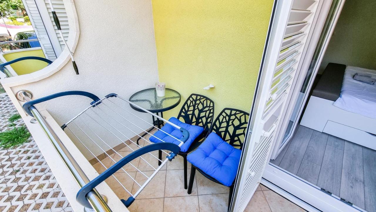 Deluxe Apartment F & M Tučepi Eksteriør bilde