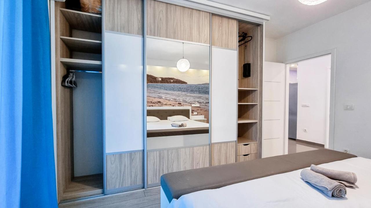 Deluxe Apartment F & M Tučepi Eksteriør bilde