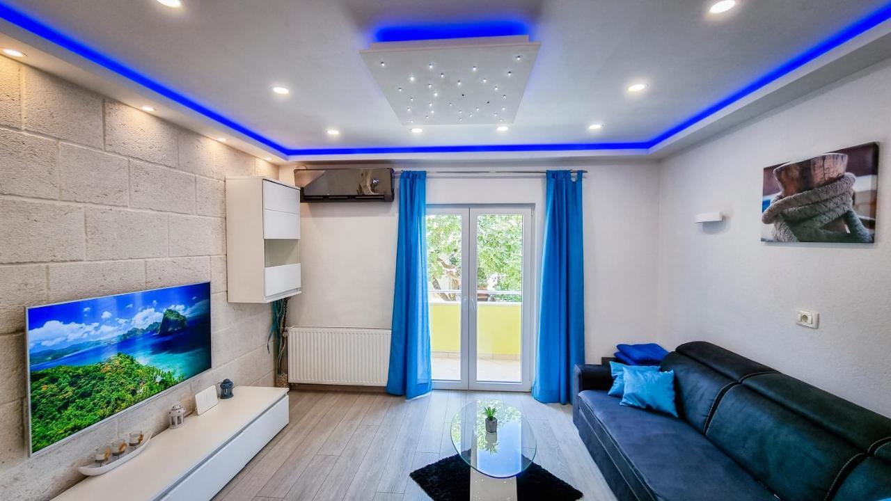 Deluxe Apartment F & M Tučepi Eksteriør bilde