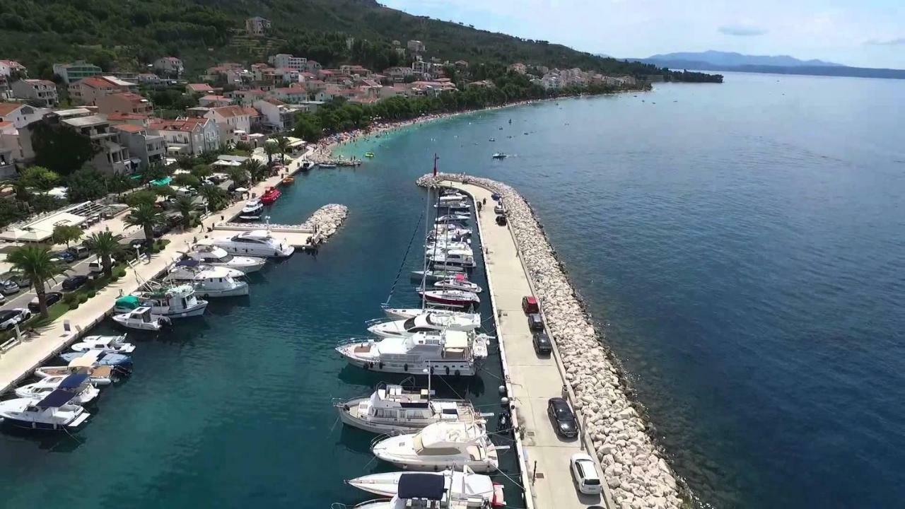 Deluxe Apartment F & M Tučepi Eksteriør bilde