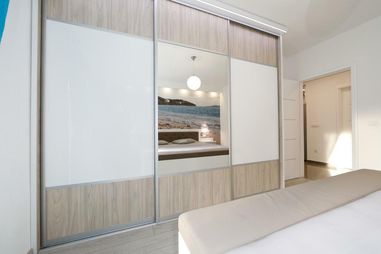 Deluxe Apartment F & M Tučepi Eksteriør bilde